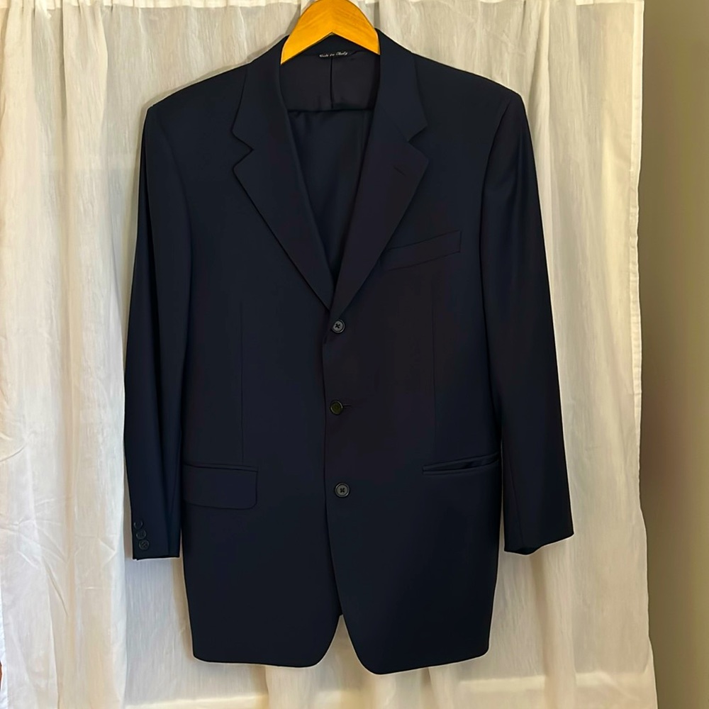 CANALI mens suit navy in excellent condition. Euro 50R US, 40R. Pants 34”, 36”.